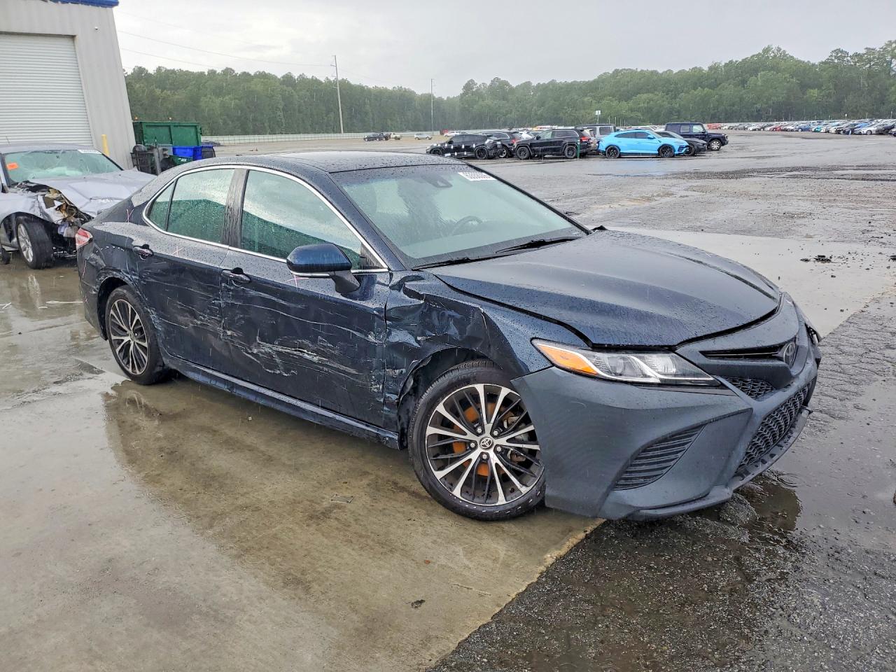 2020 TOYOTA CAMRY SE — снимка 4