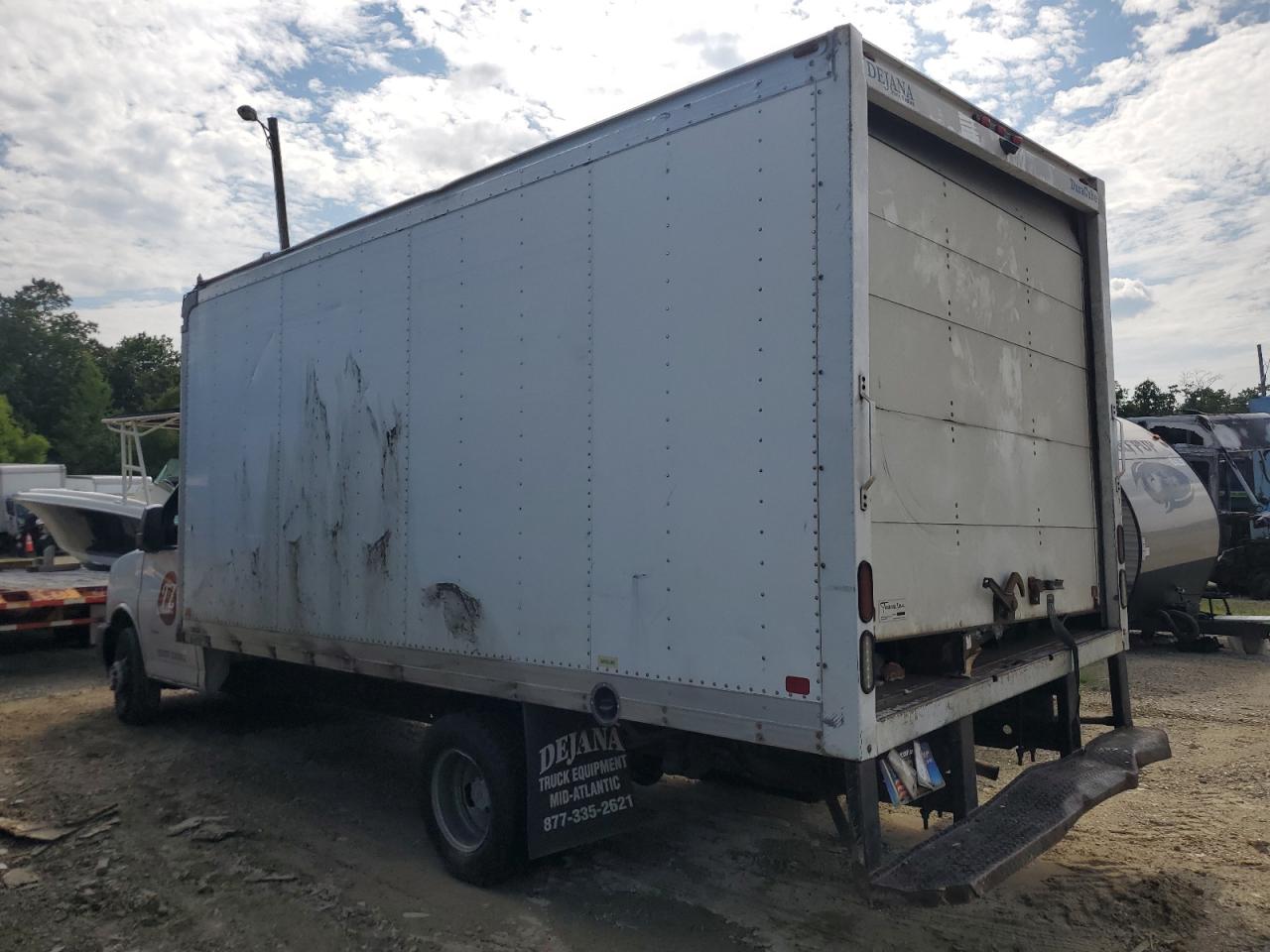 2020 CHEVROLET EXPRESS G3500 — снимка 2