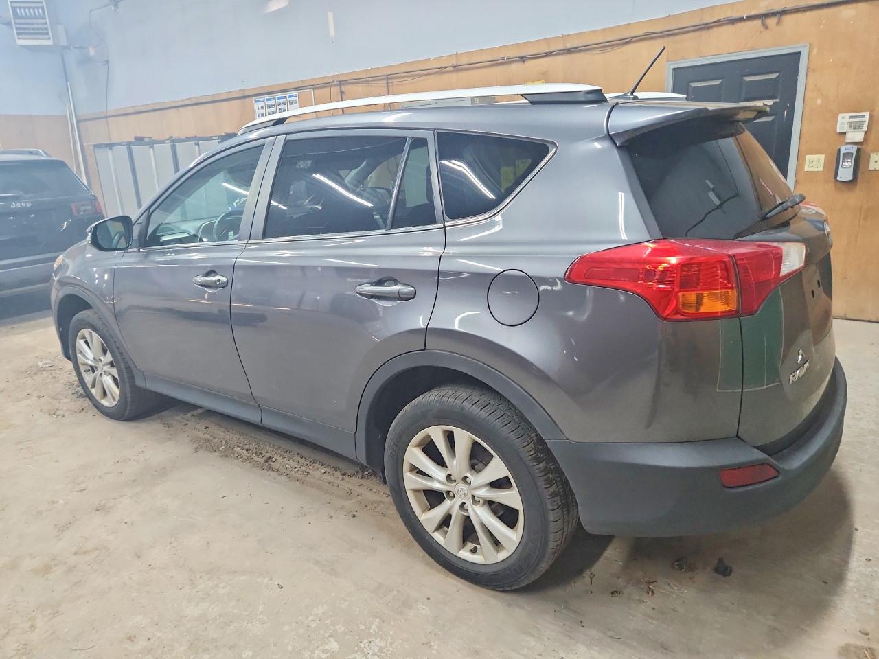 2015 TOYOTA RAV4 LIMITED — снимка 2