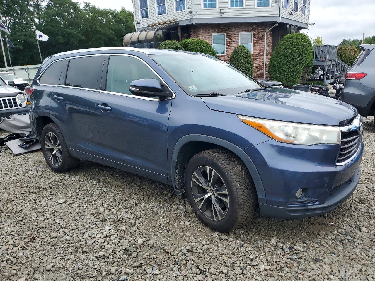 2016 TOYOTA HIGHLANDER XLE — снимка 4
