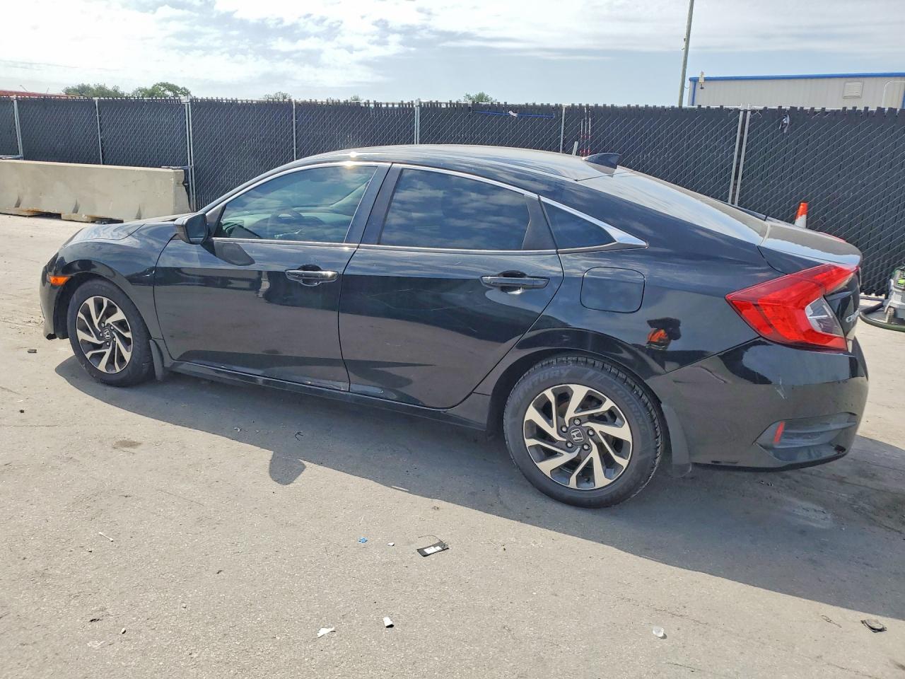 2017 HONDA CIVIC EX — снимка 2