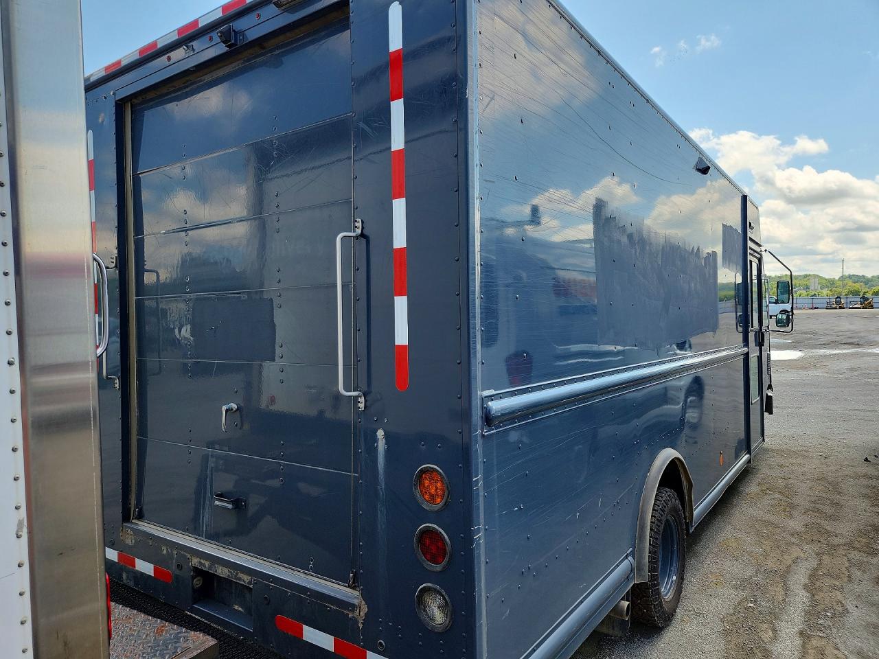 2019 FORD E450 — снимка 3