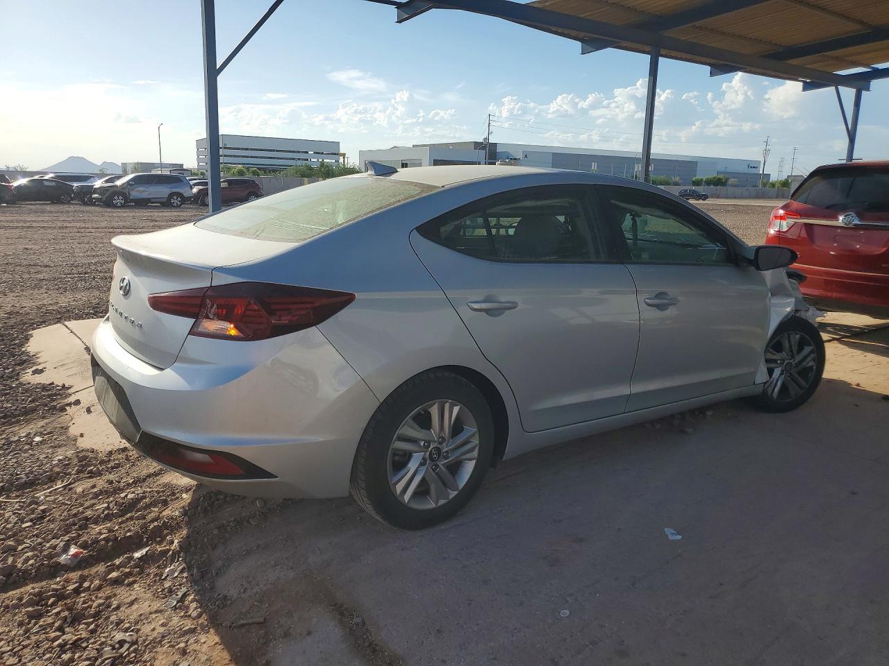 2020 HYUNDAI ELANTRA SEL — снимка 3