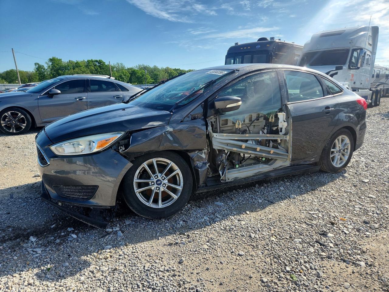 2016 FORD FOCUS SE