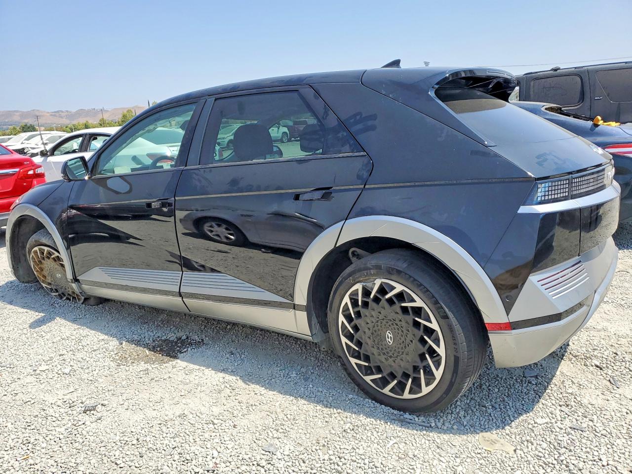 2024 HYUNDAI IONIQ 5 LIMITED — снимка 2