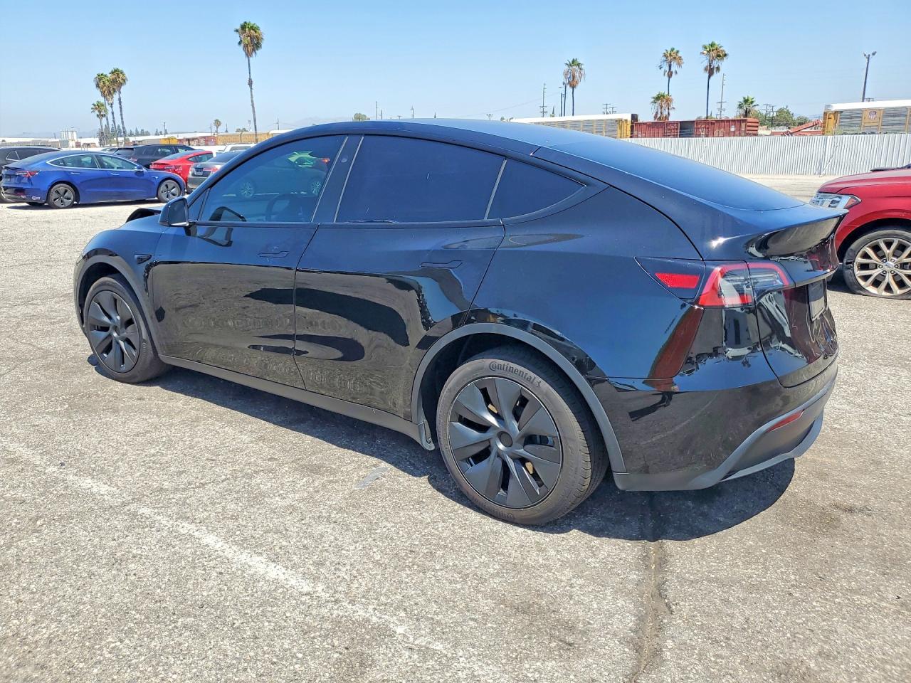 2024 TESLA MODEL Y — снимка 2