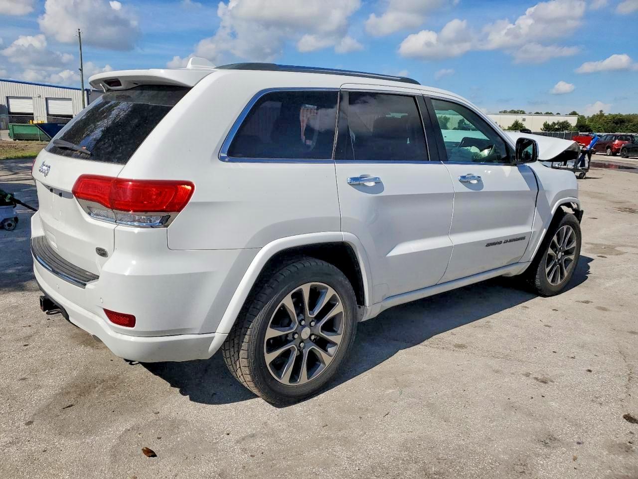 2018 JEEP GRAND CHEROKEE OVERLAND — снимка 3
