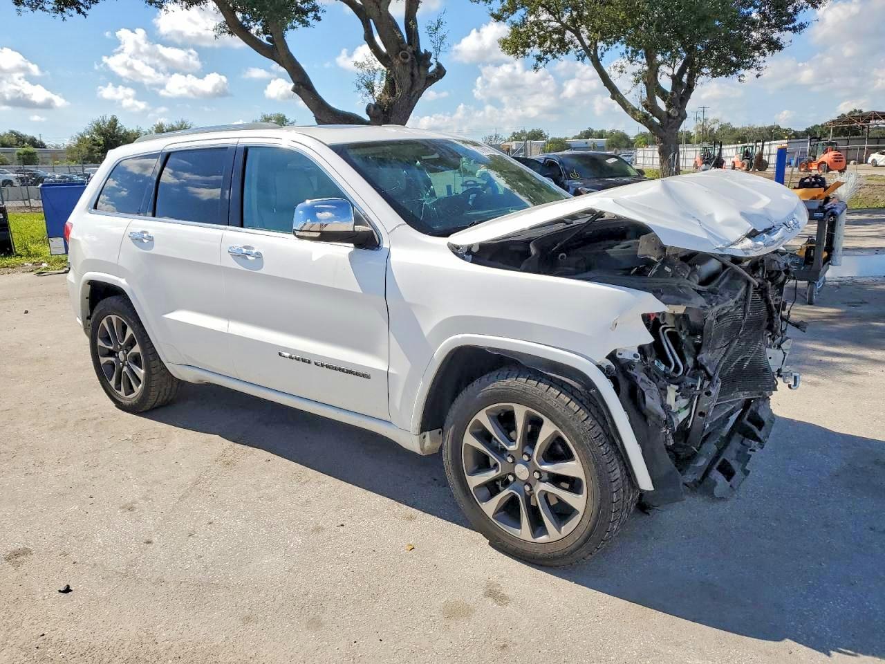 2018 JEEP GRAND CHEROKEE OVERLAND — снимка 4