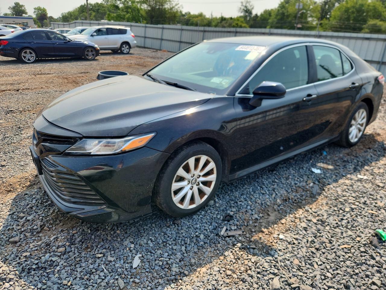 2019 TOYOTA CAMRY LE