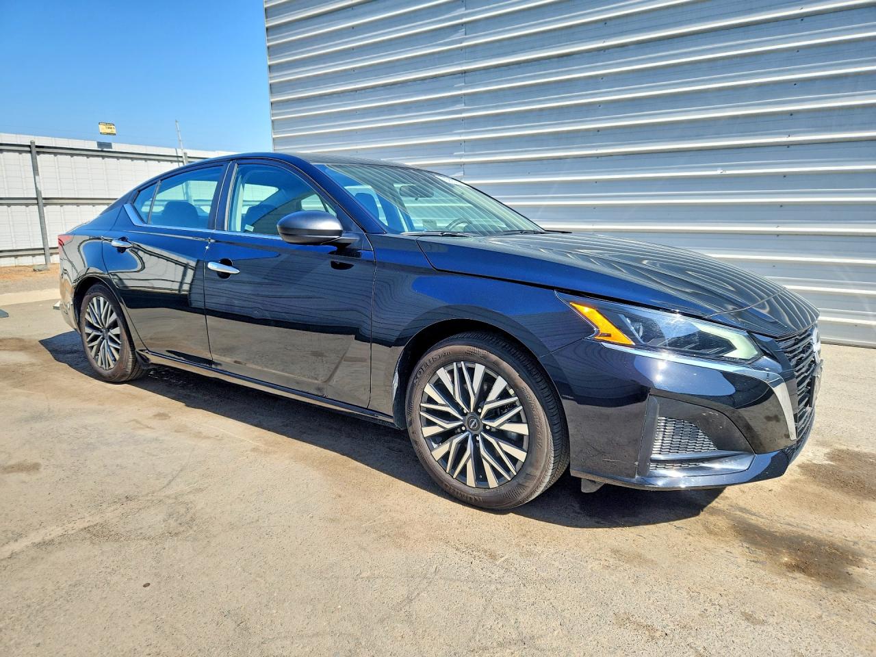 2025 NISSAN ALTIMA SV — снимка 4