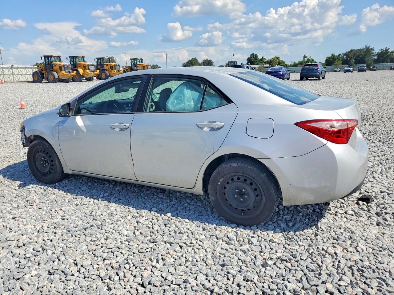 2018 TOYOTA COROLLA LE — снимка 2