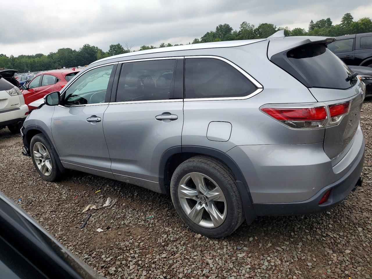 2016 TOYOTA HIGHLANDER LIMITED PLATINUM — снимка 2