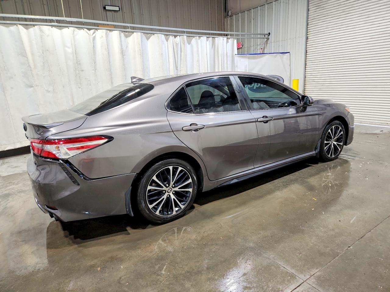 2020 TOYOTA CAMRY SE — снимка 3