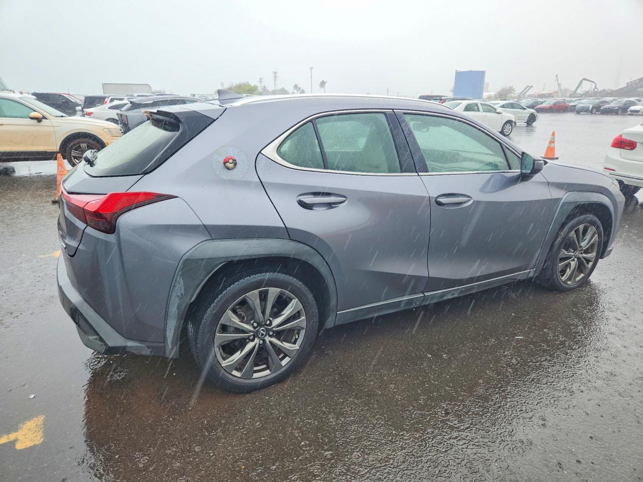 2019 LEXUS UX 200 BASE — снимка 3