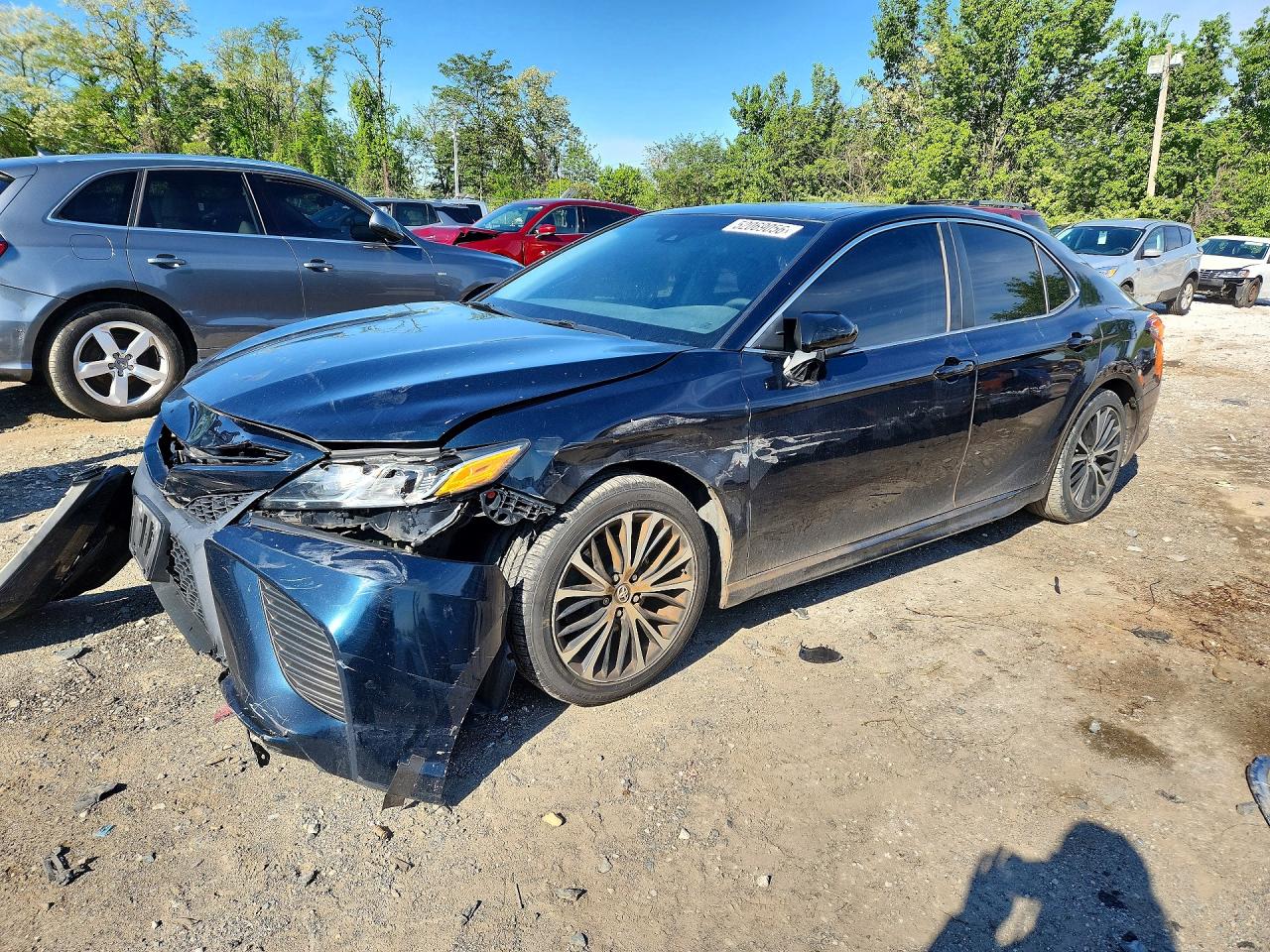 2018 TOYOTA CAMRY SE
