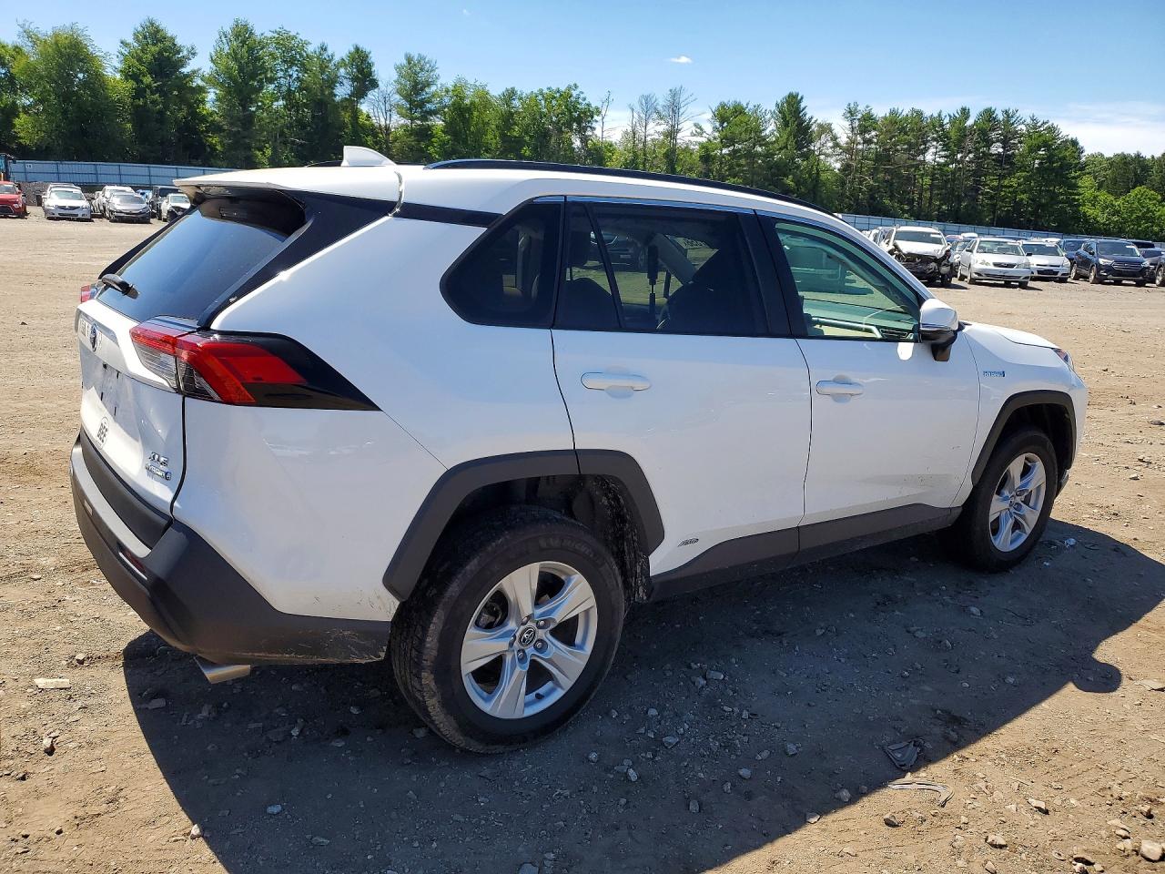2020 TOYOTA RAV4 HYBRID XLE — снимка 3