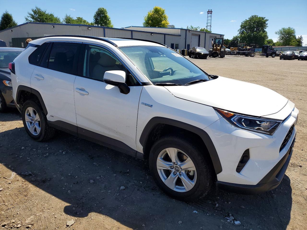 2020 TOYOTA RAV4 HYBRID XLE — снимка 4