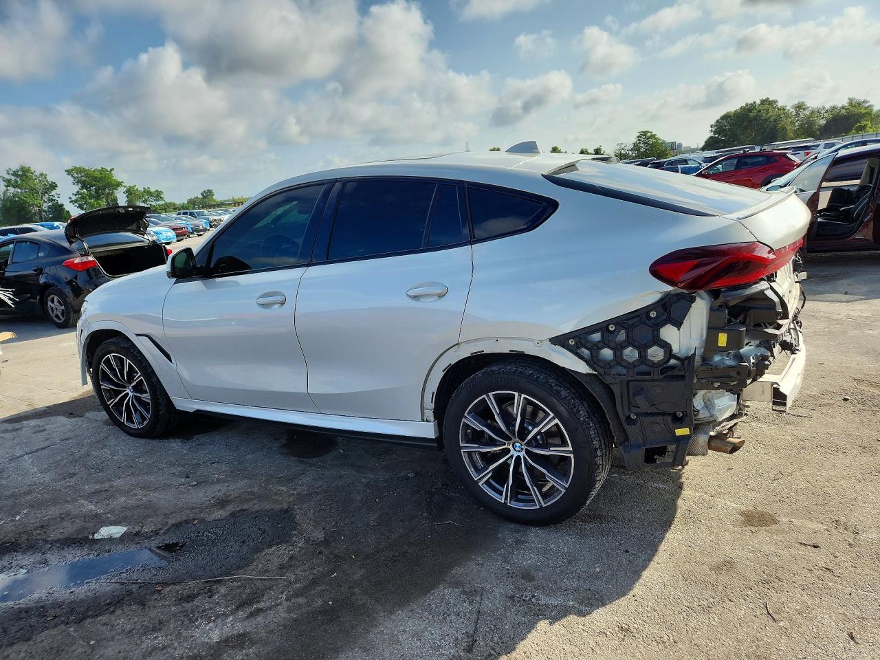 2023 BMW X6 XDRIVE40I — снимка 2