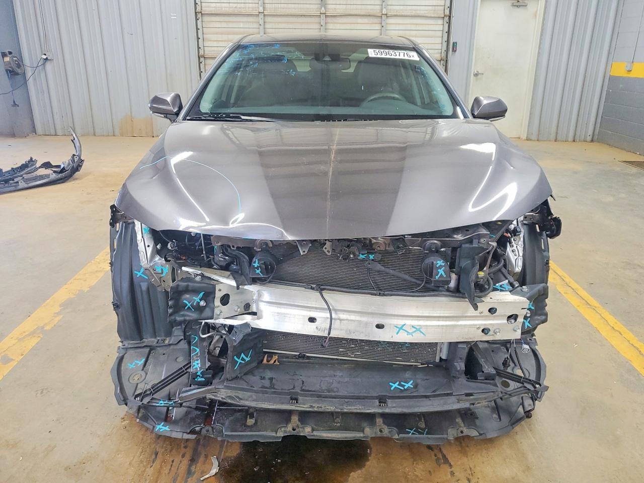 2019 TOYOTA CAMRY LE — снимка 5
