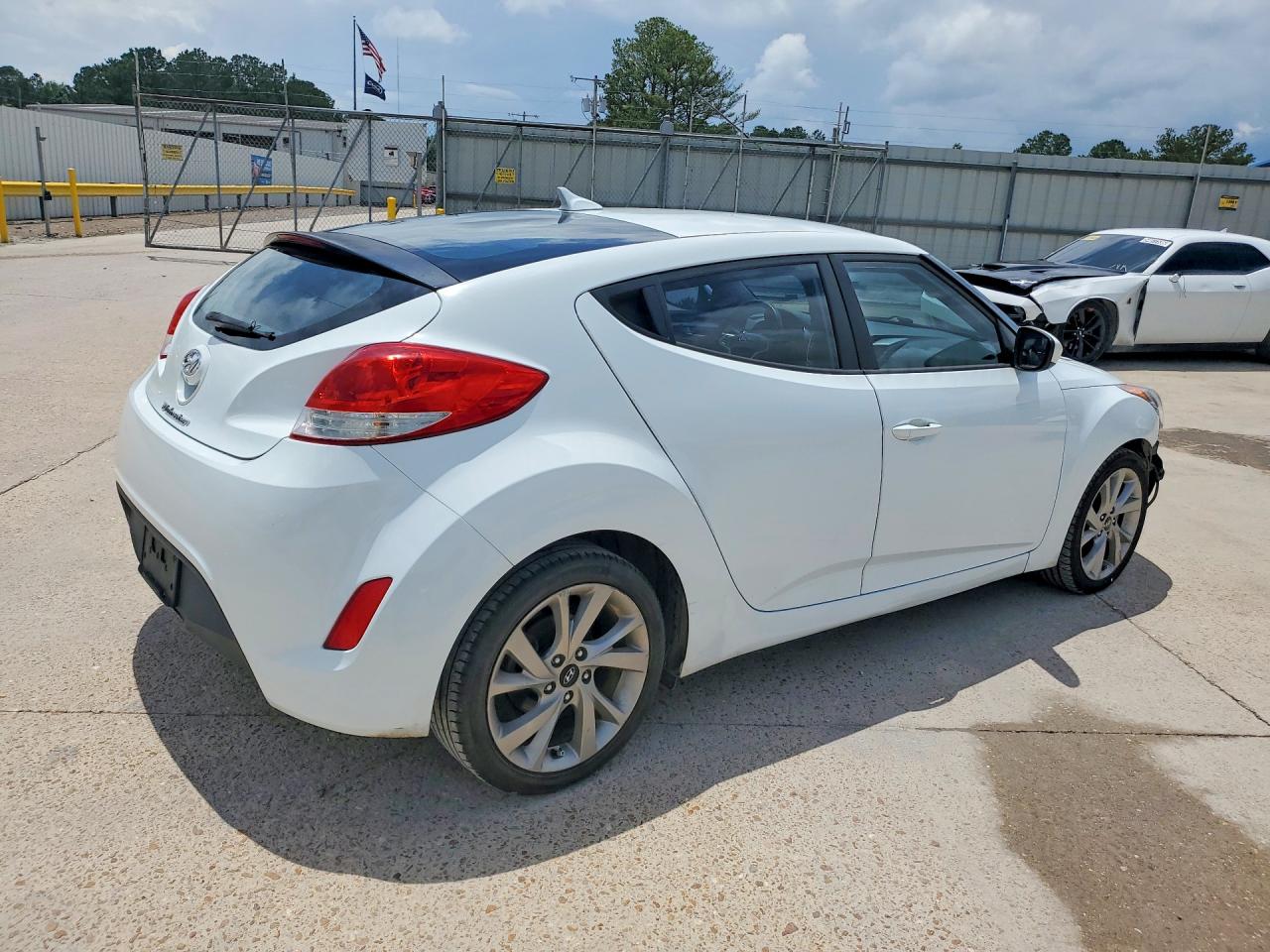 2016 HYUNDAI VELOSTER BASE — снимка 3
