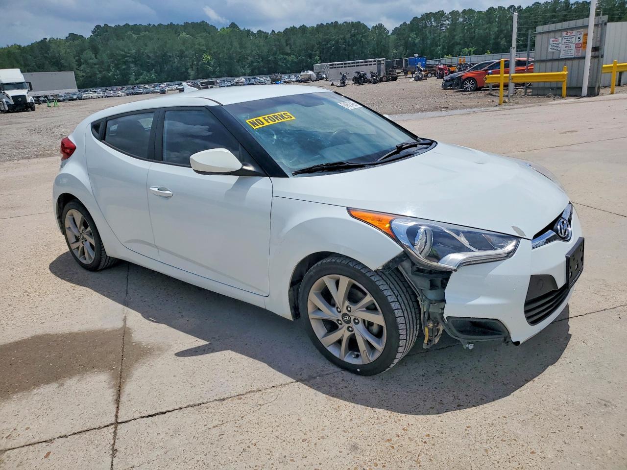 2016 HYUNDAI VELOSTER BASE — снимка 4