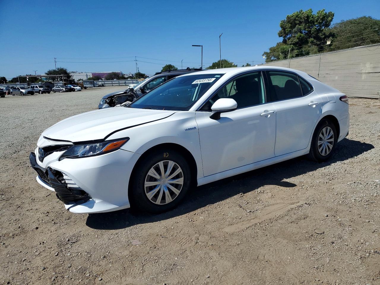 2020 TOYOTA CAMRY LE