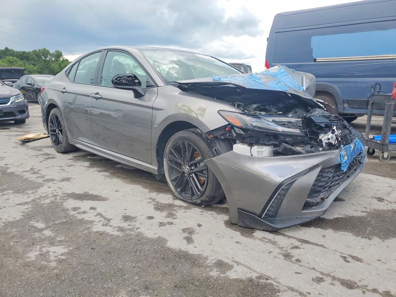 2025 TOYOTA CAMRY SE — снимка 4