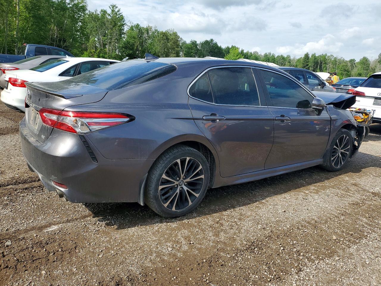 2019 TOYOTA CAMRY L — снимка 3