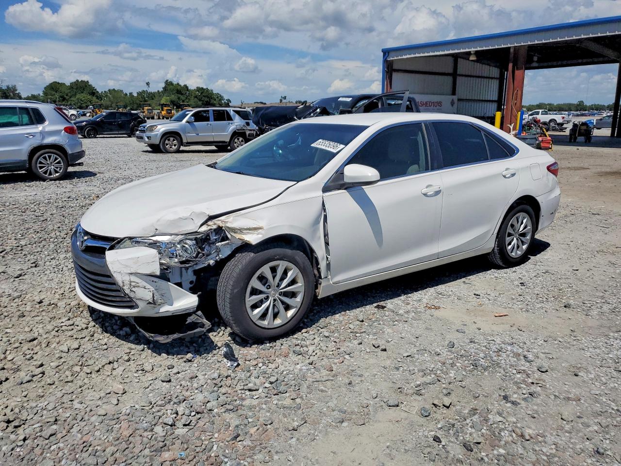 2015 TOYOTA CAMRY LE