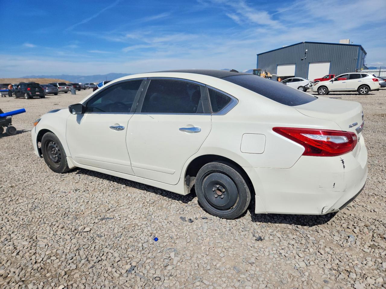 2017 NISSAN ALTIMA 2.5 SV — снимка 2