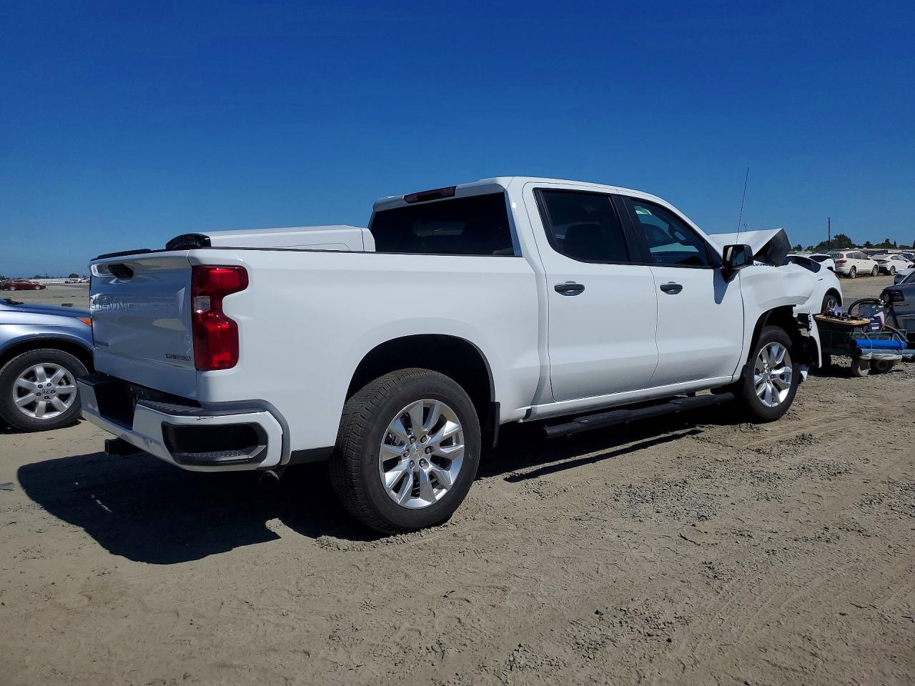 2024 CHEVROLET SILVERADO C1500 CUSTOM — снимка 3