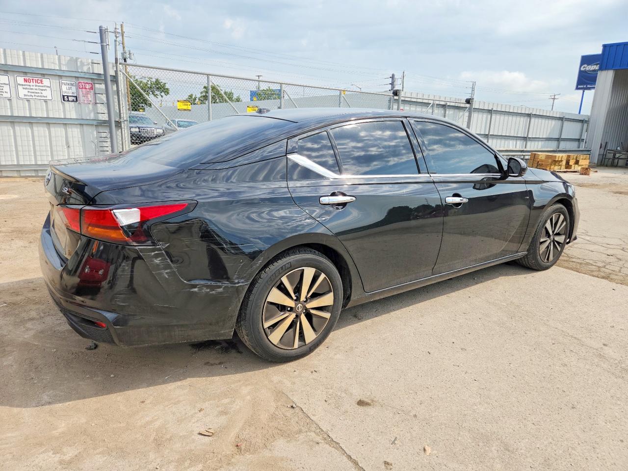 2019 NISSAN ALTIMA SL — снимка 3