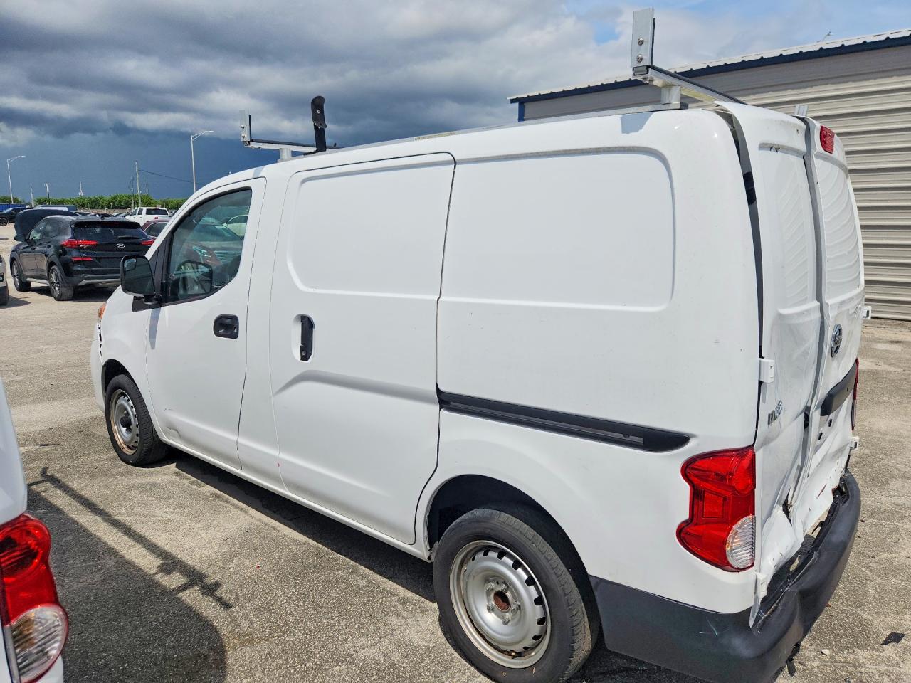 2021 NISSAN NV200 S — photo 2