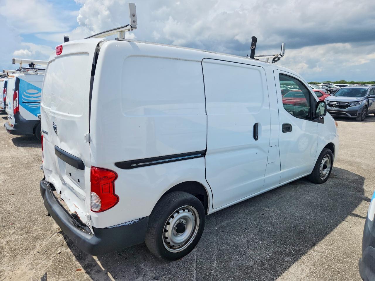 2021 NISSAN NV200 S — photo 3