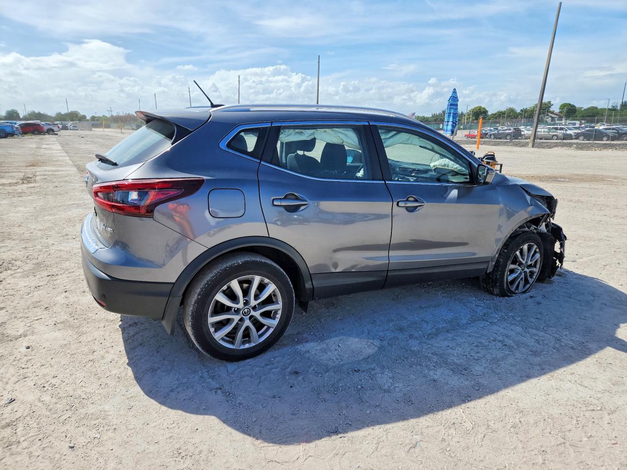 2021 NISSAN ROGUE SPORT SV — снимка 3