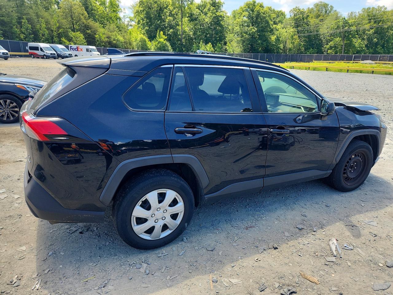 2019 TOYOTA RAV4 LE — снимка 3