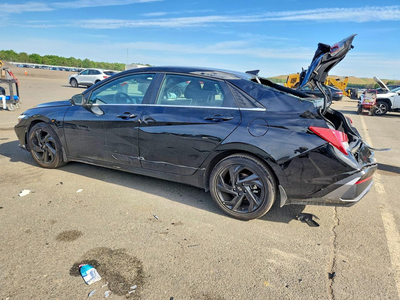 2026 HYUNDAI ELANTRA SEL SPORT PREMIUM — снимка 2