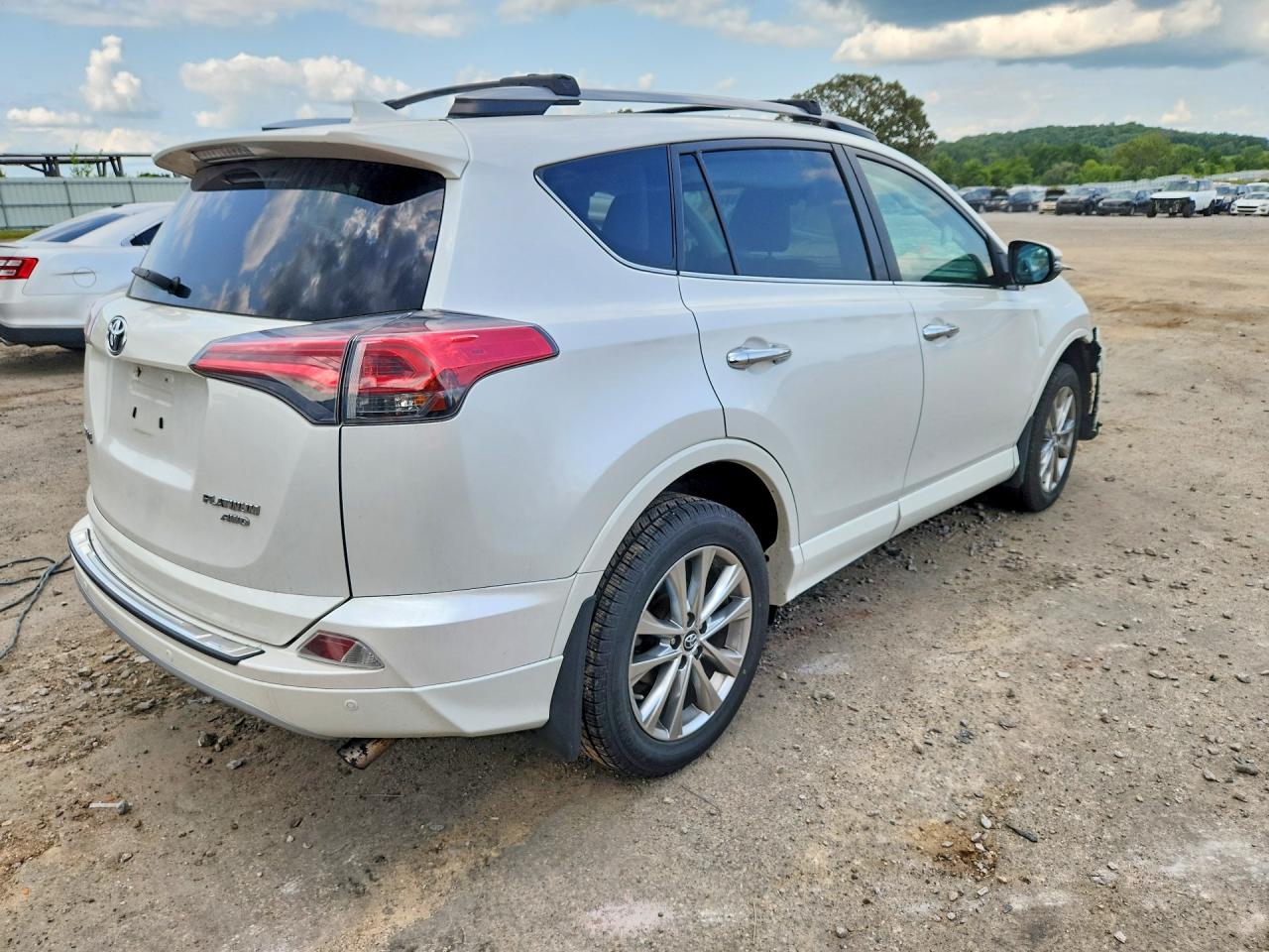 2017 TOYOTA RAV4 PLATINUM — снимка 3