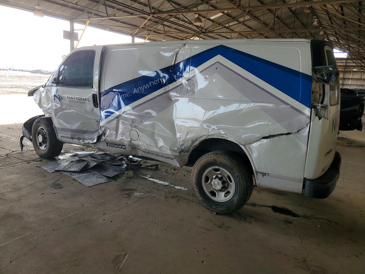 2020 CHEVROLET EXPRESS 2500 — снимка 2