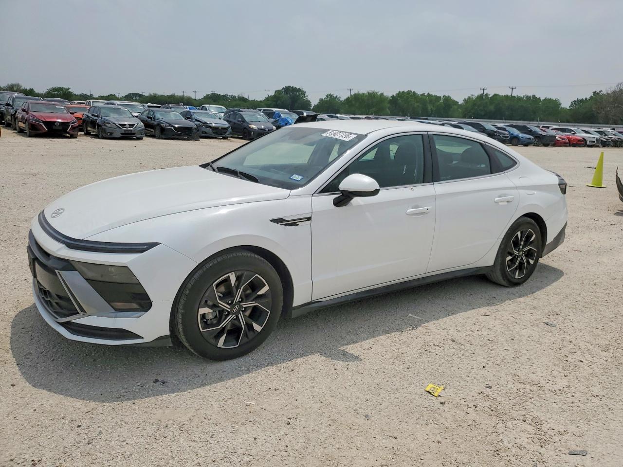 2025 HYUNDAI SONATA