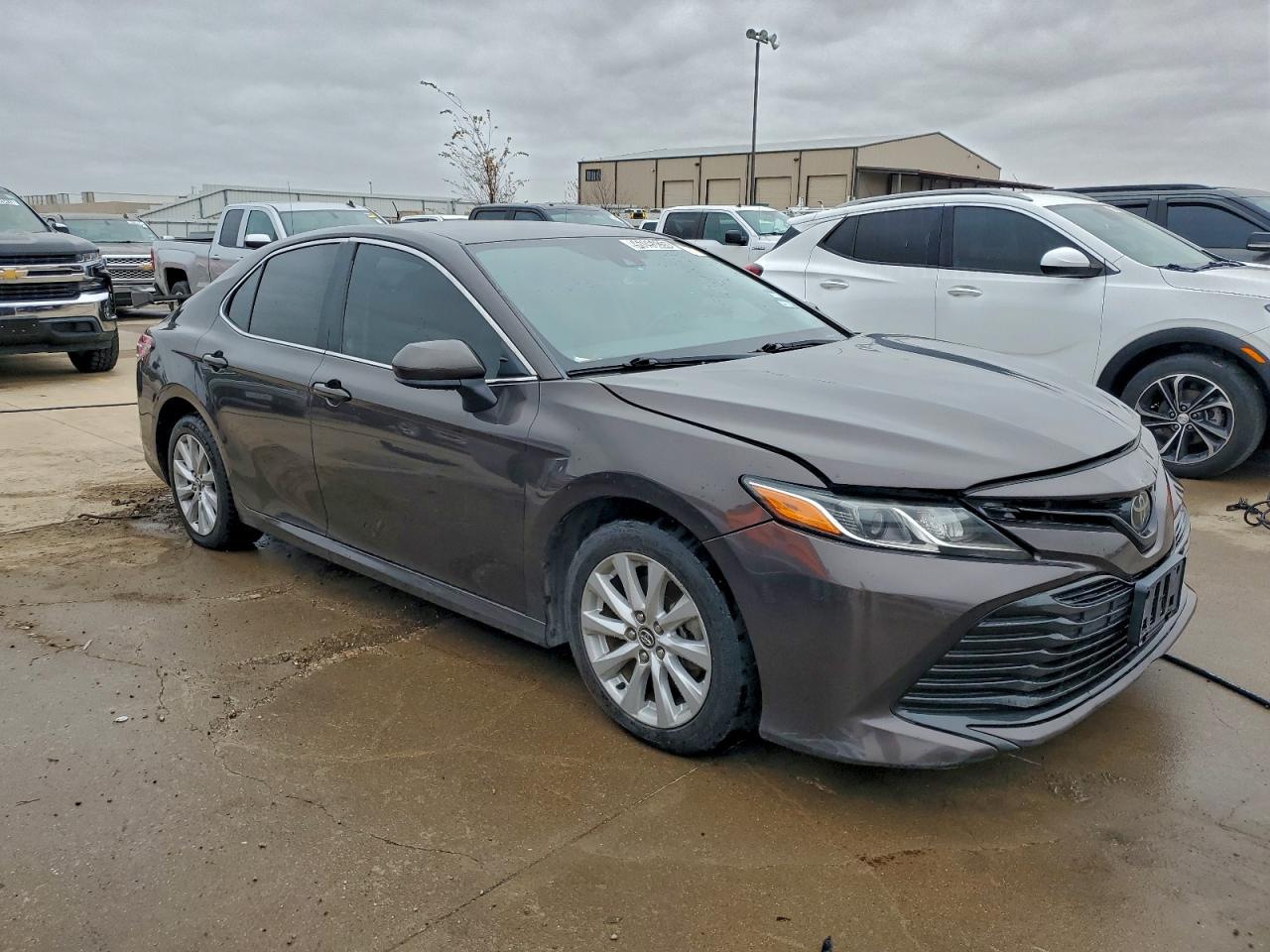 2020 TOYOTA CAMRY LE — снимка 4