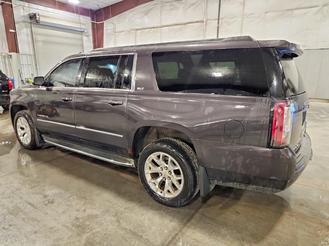 2015 GMC YUKON XL K1500 SLT — снимка 2