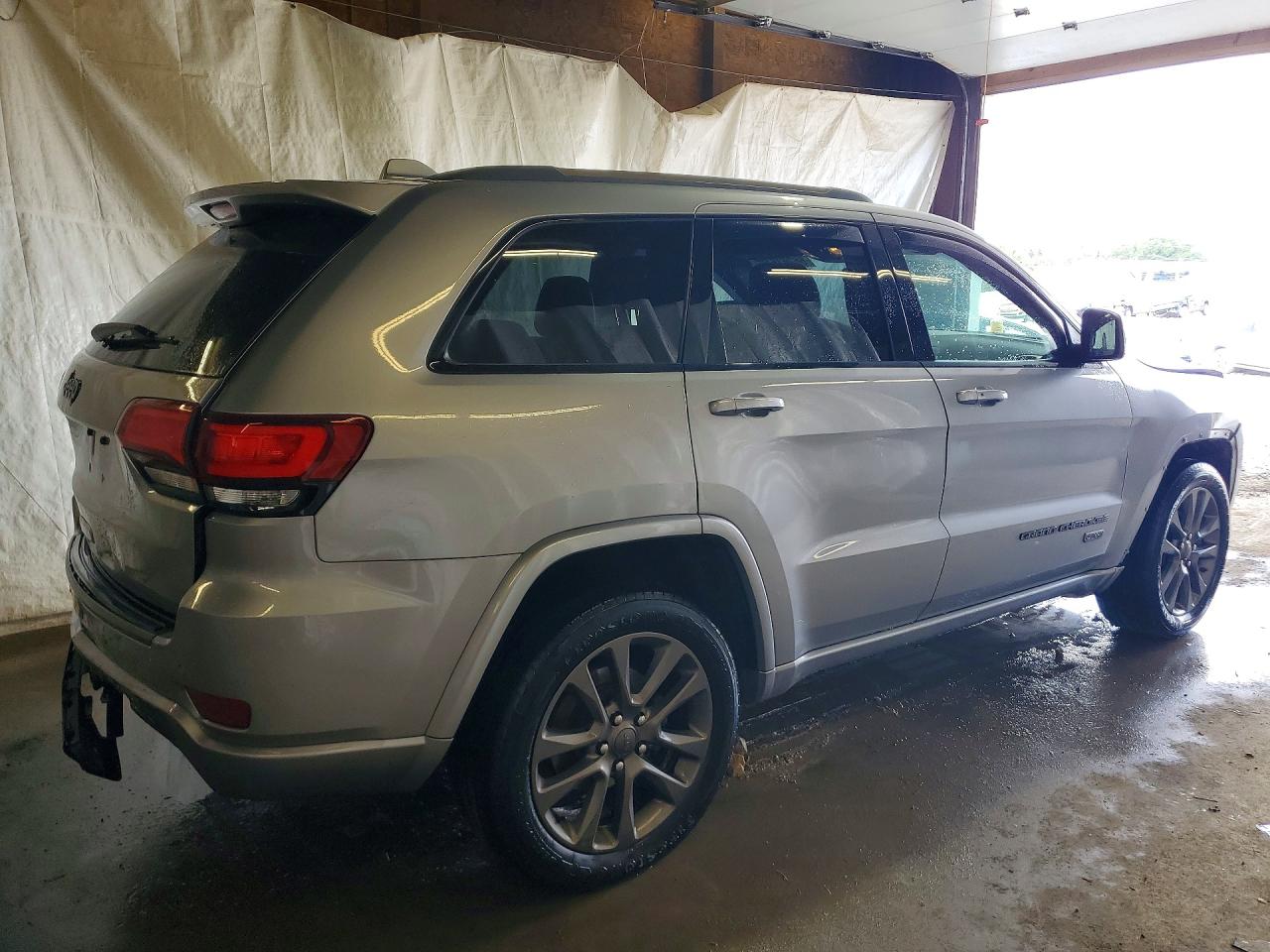 2017 JEEP GRAND CHEROKEE LIMITED — снимка 3