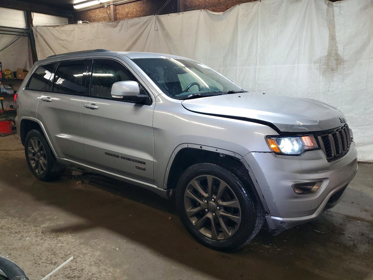 2017 JEEP GRAND CHEROKEE LIMITED — снимка 4