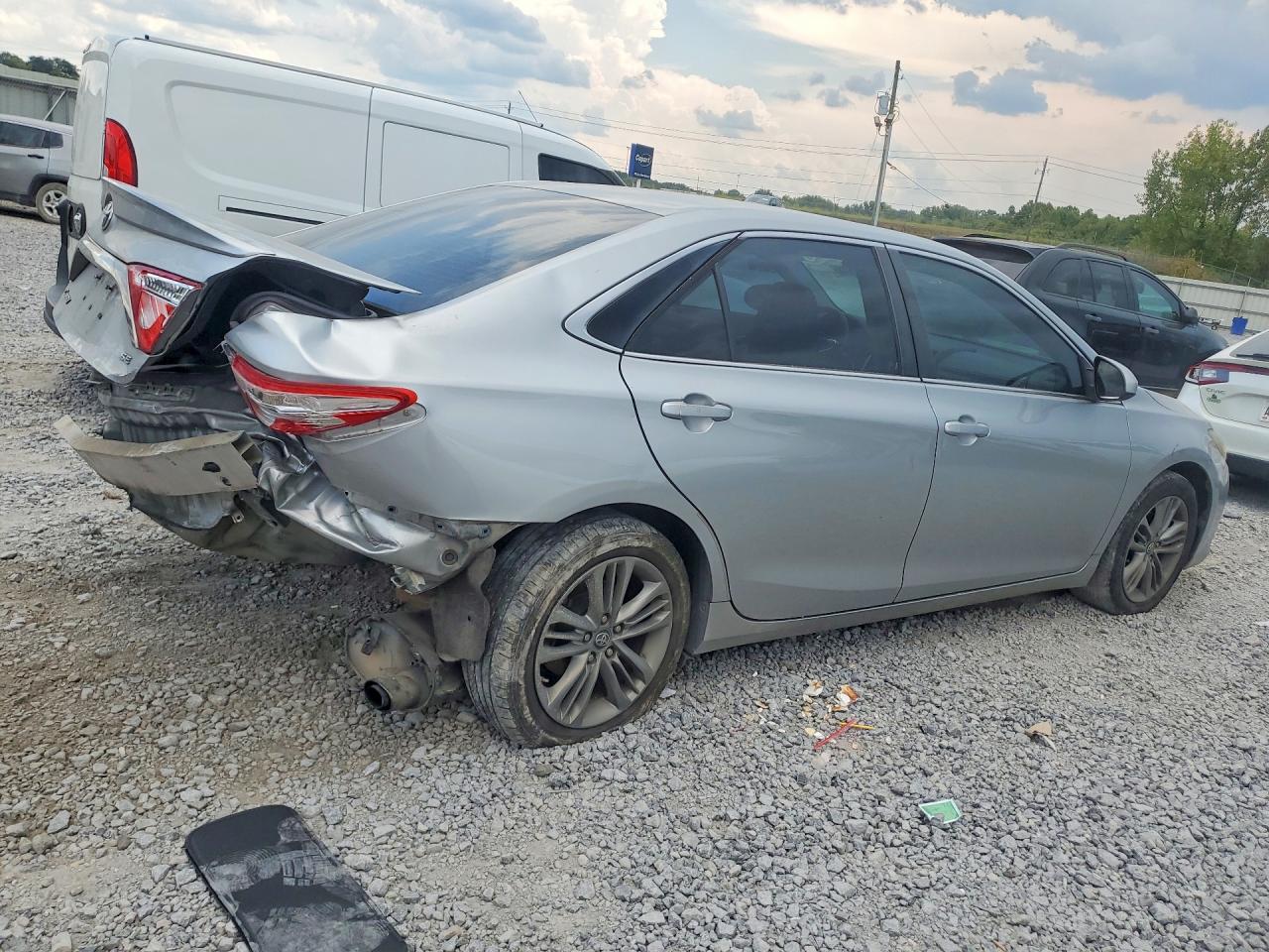 2017 TOYOTA CAMRY SE — снимка 3