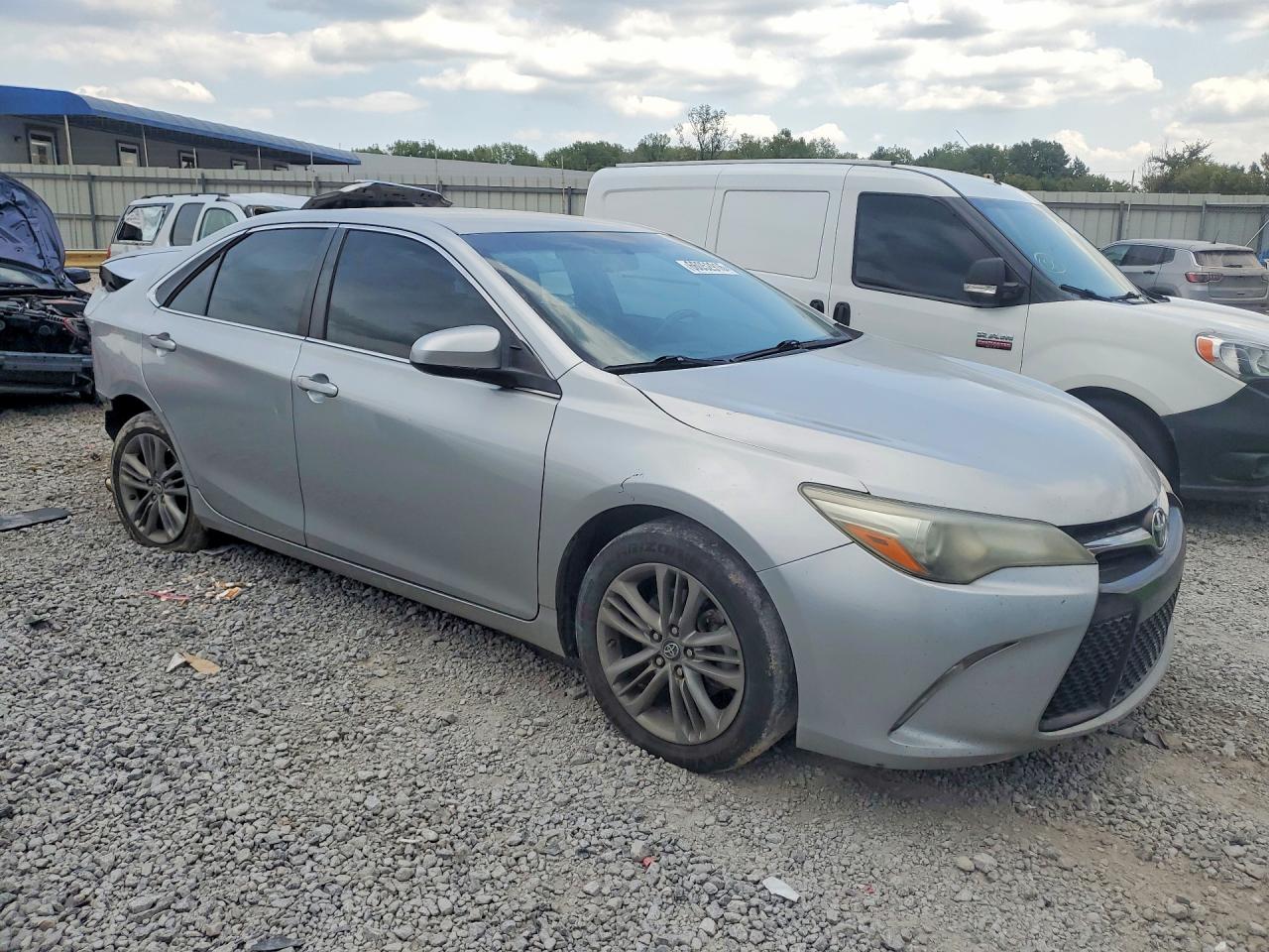2017 TOYOTA CAMRY SE — снимка 4