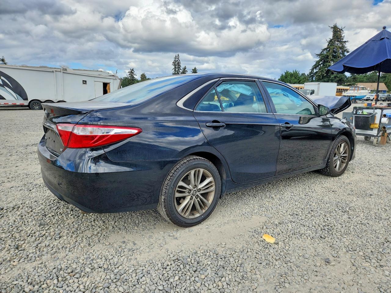2016 TOYOTA CAMRY SE — снимка 3