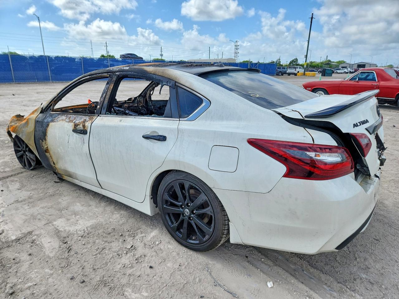 2018 NISSAN ALTIMA 2.5 SR — снимка 2