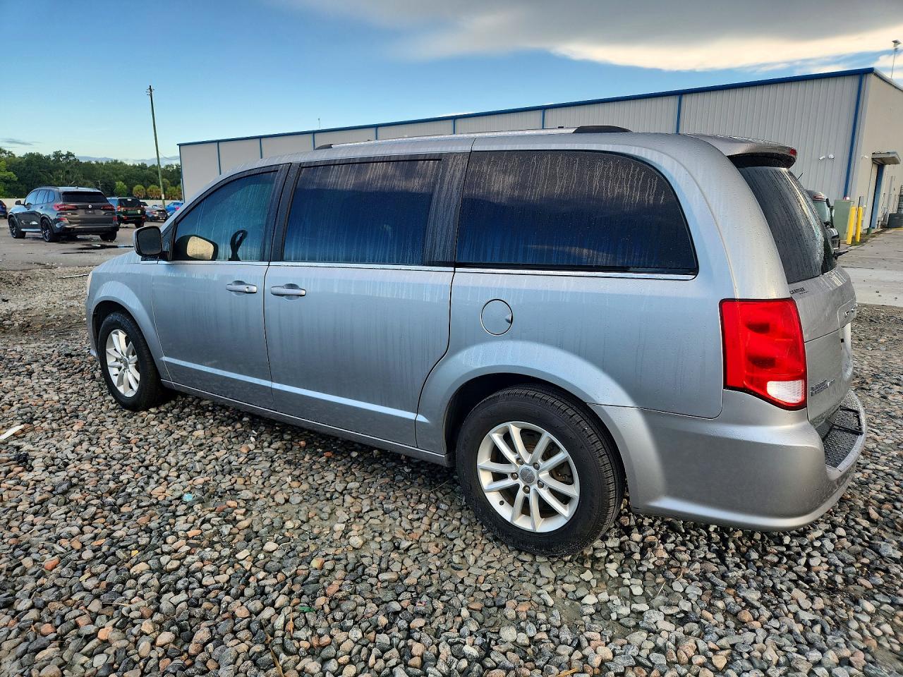 2019 DODGE GRAND CARAVAN SXT — снимка 2