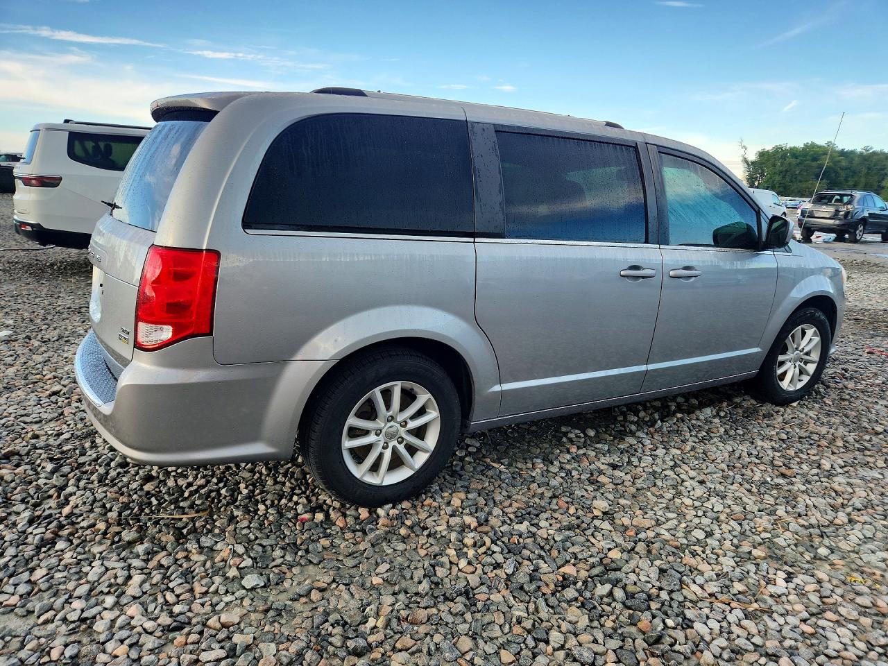 2019 DODGE GRAND CARAVAN SXT — снимка 3